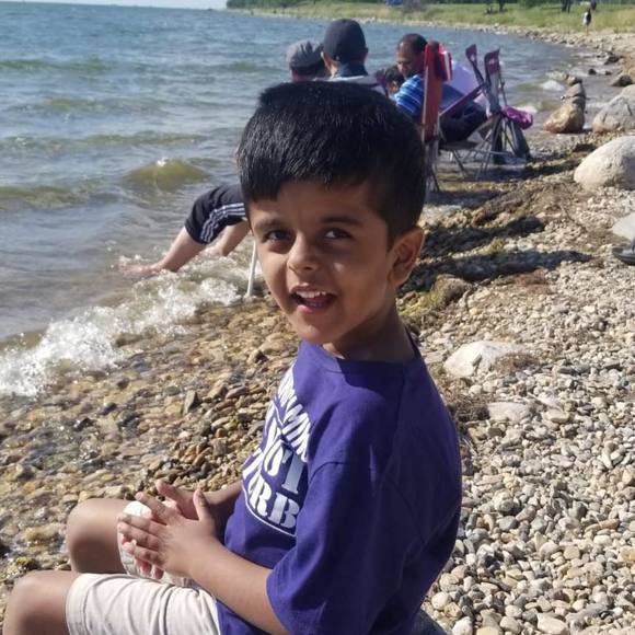 Meet your Posher, Ahmad - Picture 1 of 1